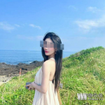 抖音网红小熊饼干下海兼职外网被偷拍录屏