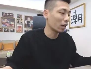 不要文凭年薪百万,旭旭宝宝怒斥土豪大姐诓骗粉丝,称不怕得罪她!粉丝:完了,大姐要被电击了!