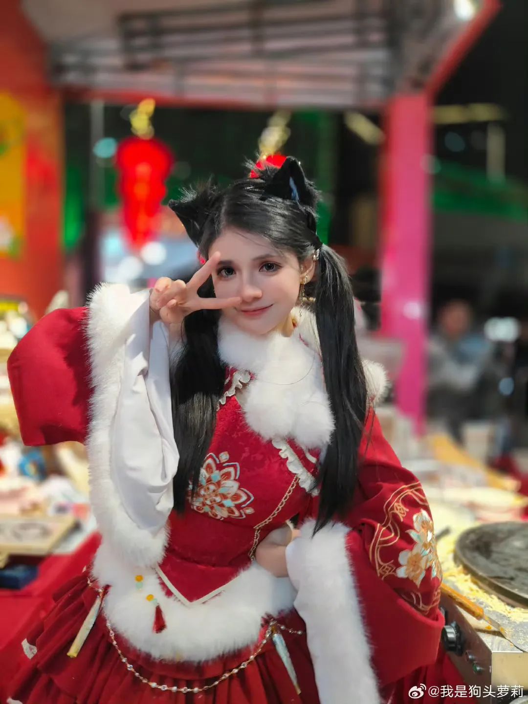 狗头萝莉拆肋骨换细腰?自称是“有名的身材博主”,晒视频称大家不要焦虑,因为自己也会身材作假!