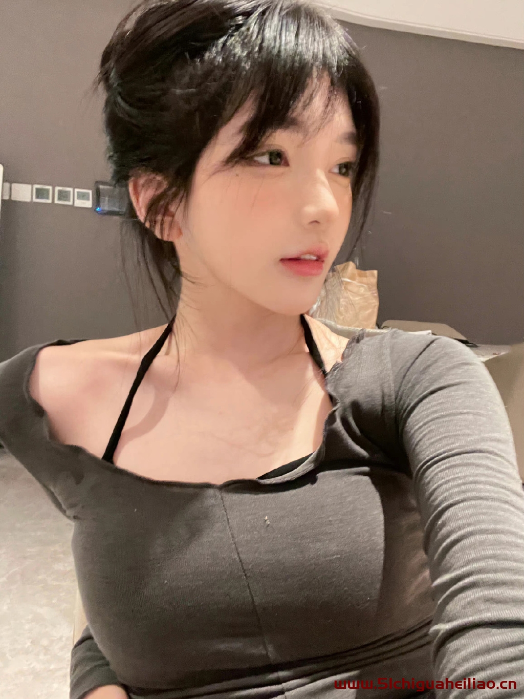 51吃瓜网今日吃瓜推荐：崔洁最新瓜田深扒！